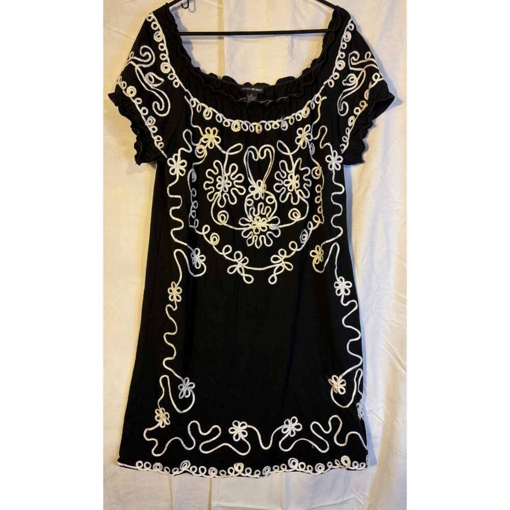 Lauren Michelle Black Dress with White Embroidery
